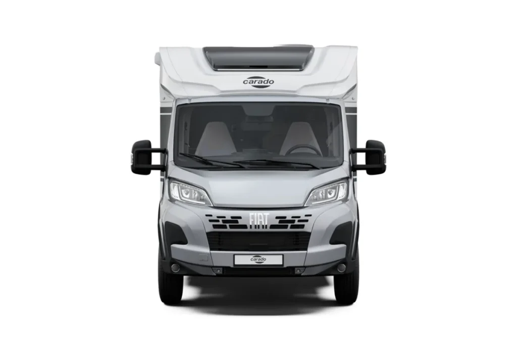 Carado T328 Pro+ Fiat Automaat JustCamper verhuur vooraanzicht
